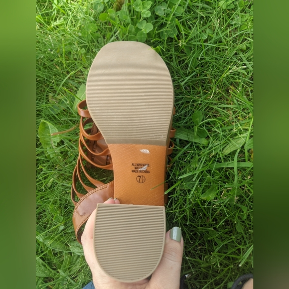 Cityclassified - Clog Platform Heel - Picture 6 of 6